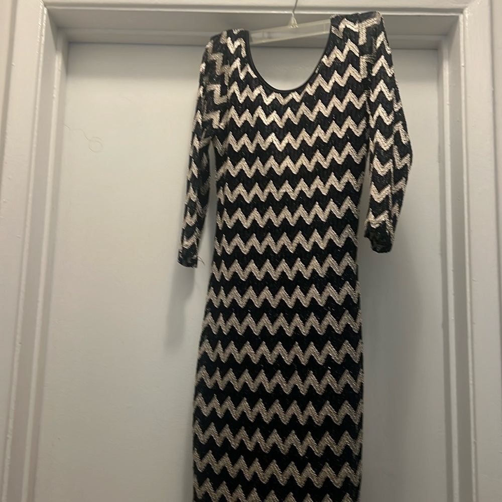 Lovely Day Chevron mini dress, long sleeve, XS, black and gold